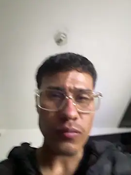 Latin Paisa Boy online show from April 8, 2026, 4:03 am