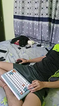 Snapshot of LeonS_20cm chatting on January 19, 2026, 12:03 am LeonS 20cm online show from January 19, 2026, 12:03 am