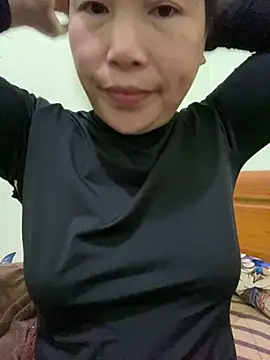 Snapshot of ave-delight chatting on January 14, 2026, 12:36 am ave-delight online show from January 14, 2026, 12:36 am