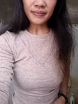 Snapshot of MISSINKUTE chatting on February 17, 2026, 6:11 am MISSINKUTE online show from February 17, 2026, 6:11 am