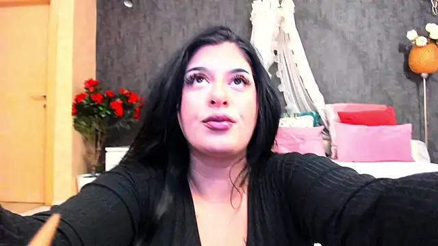 Snapshot of NayaNoirX chatting on February 11, 2026, 7:14 pm NayaNoirX online show from February 11, 2026, 7:14 pm