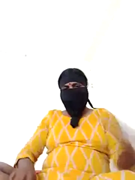 Snapshot of Hot_Sweety02 chatting on February 5, 2026, 9:05 am Hot Sweety02 online show from February 5, 2026, 9:05 am