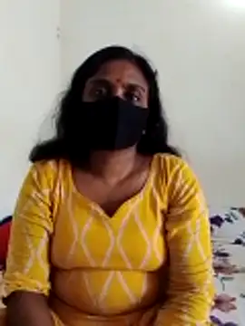 Snapshot of Hot_Sweety02 chatting on February 24, 2026, 4:13 am Hot Sweety02 online show from February 24, 2026, 4:13 am