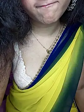 Snapshot of Saumyy chatting on February 28, 2026, 4:17 pm Saumyy online show from February 28, 2026, 4:17 pm