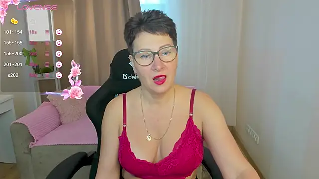 JennyMons online show from June 14, 2026, 8:04 am