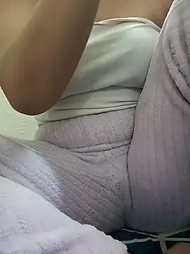 ShamaParvin online show from January 11, 2026, 3:41 pm