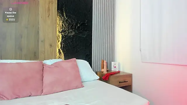 lila lain online show from March 11, 2026, 2:49 am