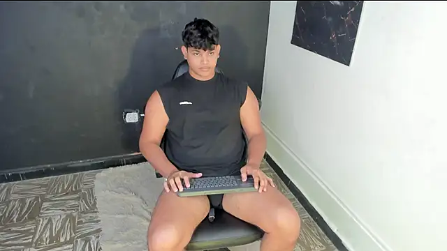 Nicole and thiago1 online show from February 23, 2026, 8:20 pm