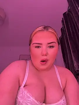 KatieCeexx online show from January 17, 2026, 10:24 pm