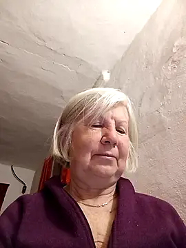 Snapshot of KlaudiaDarling chatting on February 17, 2026, 3:26 am KlaudiaDarling online show from February 17, 2026, 3:26 am