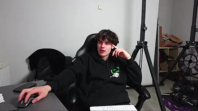 Snapshot of Daniel_Shawnn chatting on January 5, 2026, 7:17 pm Daniel Shawnn online show from January 5, 2026, 7:17 pm