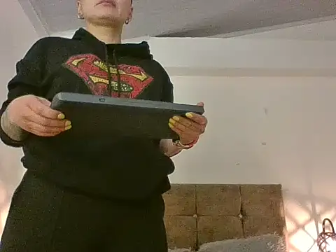 kat paradise online show from February 15, 2026, 11:31 am