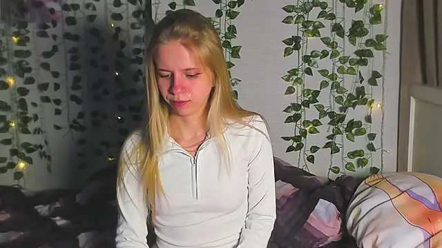 Snapshot of Cute_Madam chatting on January 12, 2026, 10:58 pm Cute Madam online show from January 12, 2026, 10:58 pm