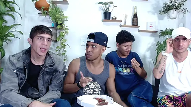 Interracial Snow Bunny online show from February 21, 2026, 9:17 pm