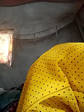 yeutinh00 online show from January 9, 2026, 8:10 am