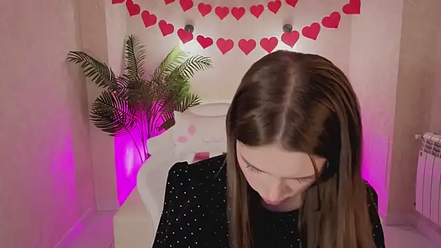 Ellya me online show from February 13, 2026, 4:07 pm