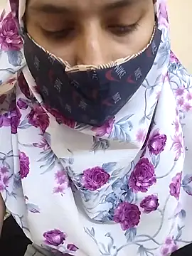 Snapshot of rukhsar_ chatting on February 20, 2026, 6:37 am rukhsar online show from February 20, 2026, 6:37 am