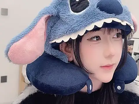 lnua-lnua online show from January 15, 2026, 2:37 am