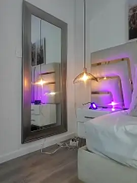 Noelle Minx online show from April 2, 2026, 2:02 pm