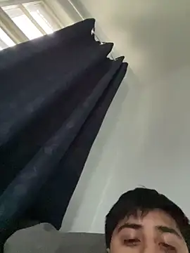 elpapigrande12 online show from March 3, 2026, 6:04 pm