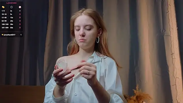 RennaHettes online show from April 17, 2026, 1:08 am