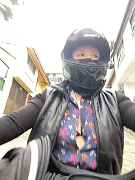 Scarlet auraa online show from January 13, 2026, 8:57 pm