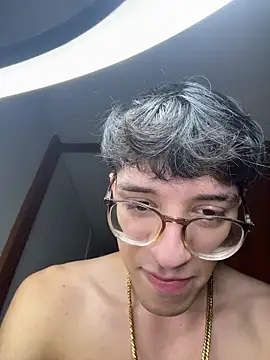 Snapshot of ArthurDavies_ chatting on February 2, 2026, 5:17 am ArthurDavies online show from February 2, 2026, 5:17 am