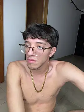 Snapshot of ArthurDavies_ chatting on February 10, 2026, 4:44 am ArthurDavies online show from February 10, 2026, 4:44 am