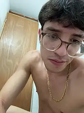 Snapshot of ArthurDavies_ chatting on February 3, 2026, 7:35 am ArthurDavies online show from February 3, 2026, 7:35 am