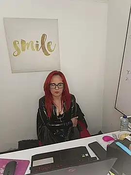 MarianaMonsalve  online show from February 19, 2026, 3:58 am