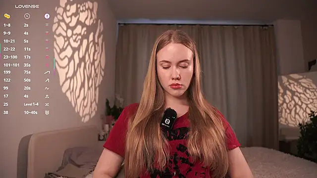 Snapshot of DaisyGulston chatting on January 12, 2026, 7:59 am DaisyGulston online show from January 12, 2026, 7:59 am