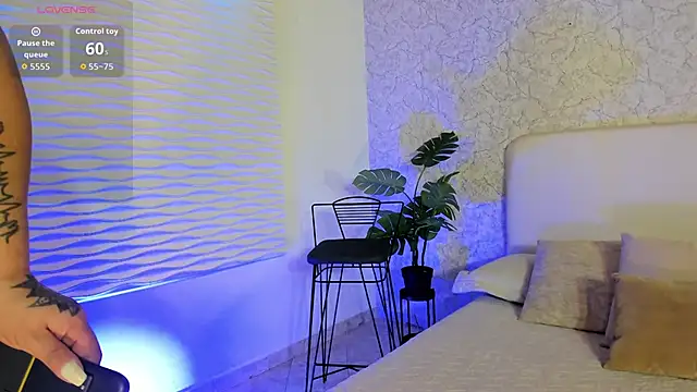 Snapshot of GabiSaenz_ chatting on February 21, 2026, 11:23 am GabiSaenz online show from February 21, 2026, 11:23 am