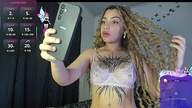 Ashnikko   online show from February 7, 2026, 11:02 pm