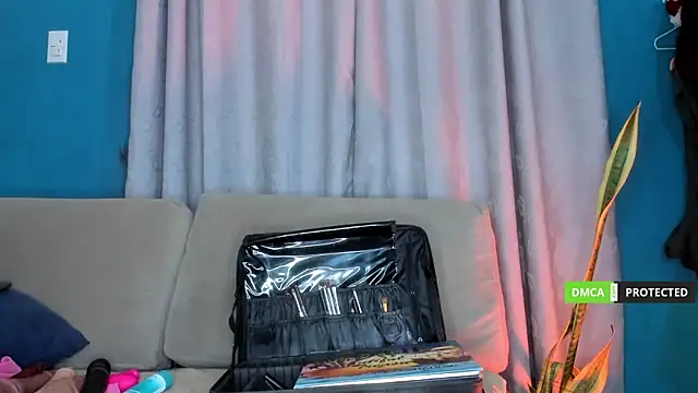 Snapshot of duathelastmilk chatting on February 25, 2026, 8:47 am duathelastmilk online show from February 25, 2026, 8:47 am