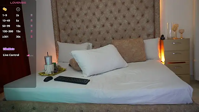 xkassandraxx online show from March 31, 2026, 4:36 am