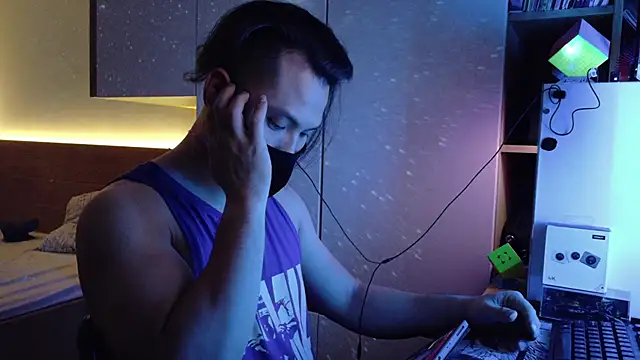 OnlyHand9x online show from April 20, 2026, 3:24 pm