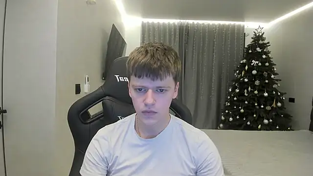 Snapshot of bonekoambalabu chatting on February 2, 2026, 10:42 pm bonekoambalabu online show from February 2, 2026, 10:42 pm