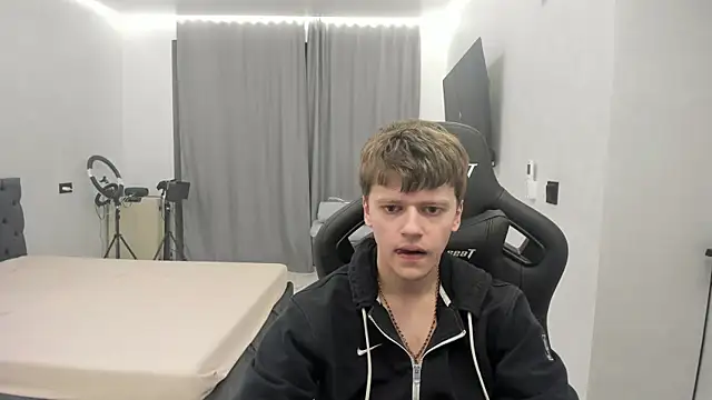 Snapshot of bonekoambalabu chatting on February 19, 2026, 4:15 pm bonekoambalabu online show from February 19, 2026, 4:15 pm