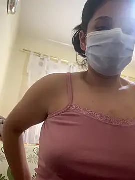 Snapshot of chafiaaa chatting on January 11, 2026, 12:01 pm chafiaaa online show from January 11, 2026, 12:01 pm