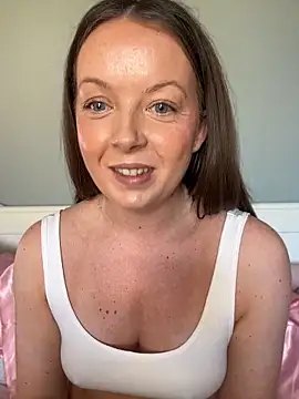 Nova-Vixen online show from April 19, 2026, 8:48 am