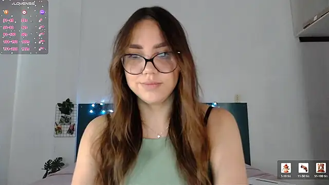 NebulaHavenn online show from February 2, 2026, 4:39 pm