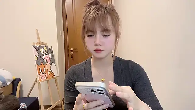 YiYi-oo online show from February 25, 2026, 2:39 pm