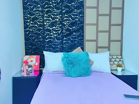 AlahiaEvansz online show from April 11, 2026, 2:52 am