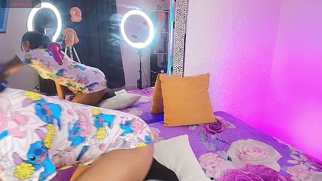 NYXHELLSQUEEN online show from February 27, 2026, 10:20 pm