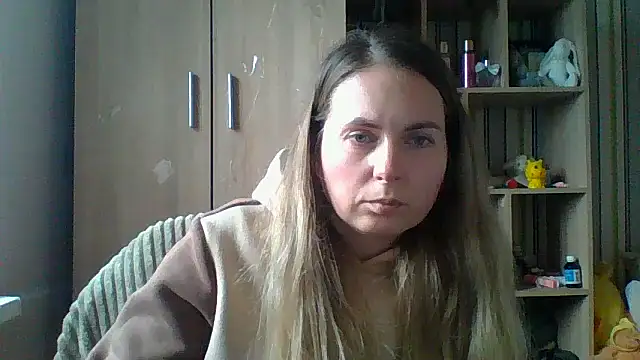 Snapshot of VikiLove765 chatting on March 2, 2026, 12:56 pm VikiLove765 online show from March 2, 2026, 12:56 pm