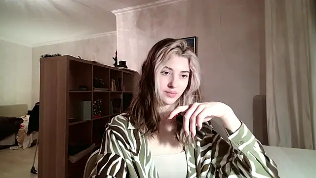 Snapshot of Dia_DeAmas chatting on February 12, 2026, 3:01 pm Dia DeAmas online show from February 12, 2026, 3:01 pm