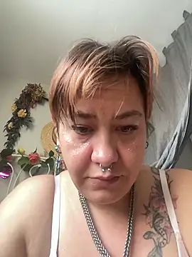 NymphoBuzi online show from February 12, 2026, 9:14 pm