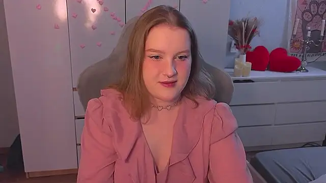 Snapshot of Ol1via chatting on February 13, 2026, 1:38 am Ol1via online show from February 13, 2026, 1:38 am