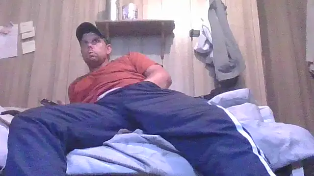 HottiesHoles online show from May 31, 2026, 10:54 pm