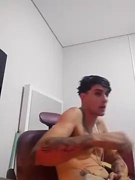 Snapshot of Fefe2805 chatting on March 3, 2026, 1:12 am Fefe2805 online show from March 3, 2026, 1:12 am